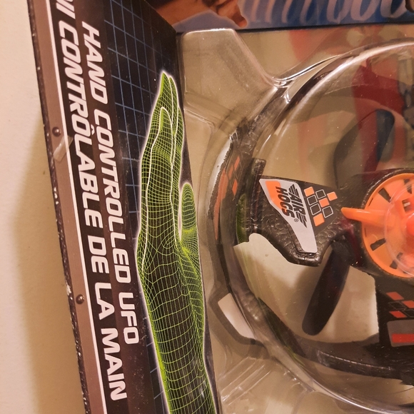 Air hogs hand control ufo - Picture 3 of 11